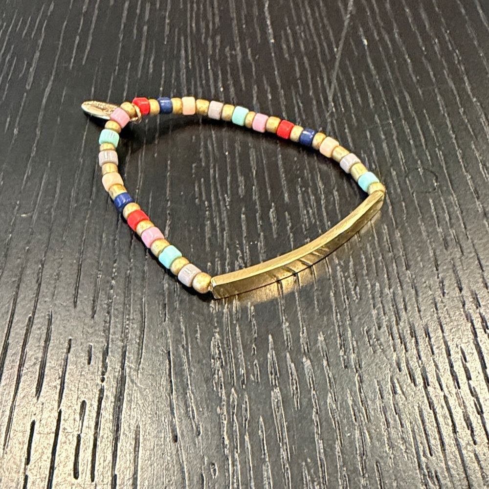 NWT Plunder beaded gold tone stretch Bracelet mix and match 3 for $35 BRC1